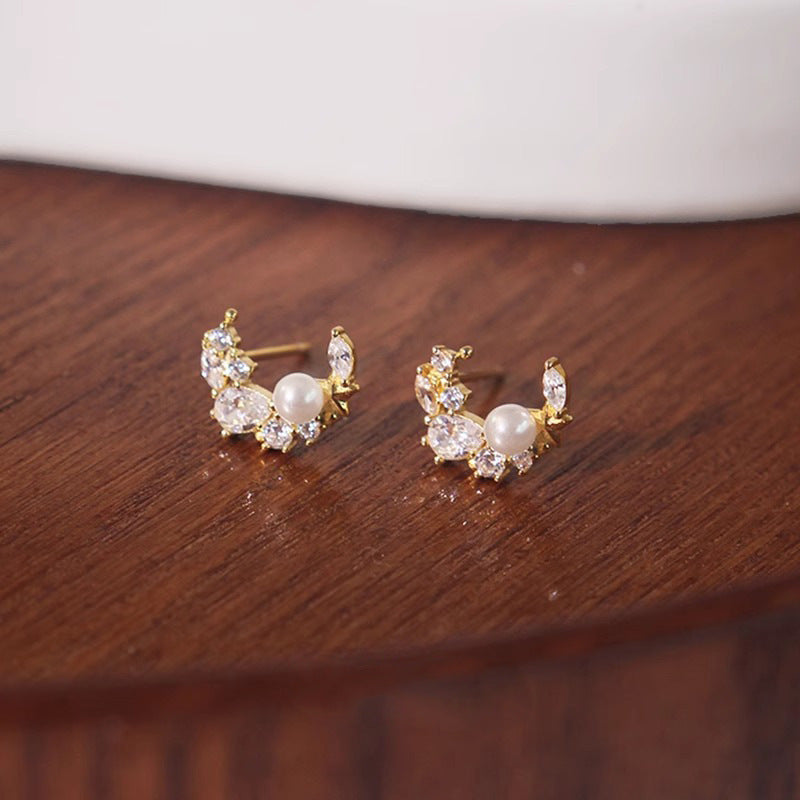 Delicate Artisan Pearl Earring
