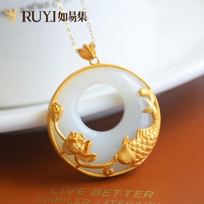 Stunning Silver Necklace for Daily Wear