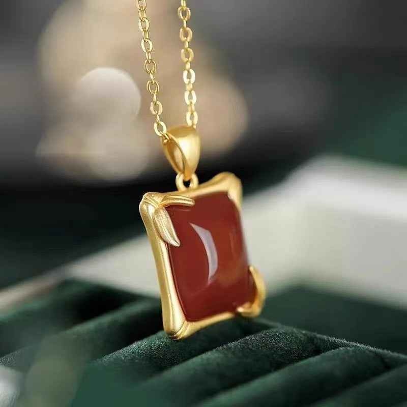 Romantic Silver Pendant for Special Moments