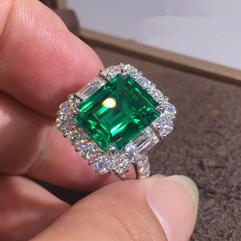 Stunning Ring for Daily Wear