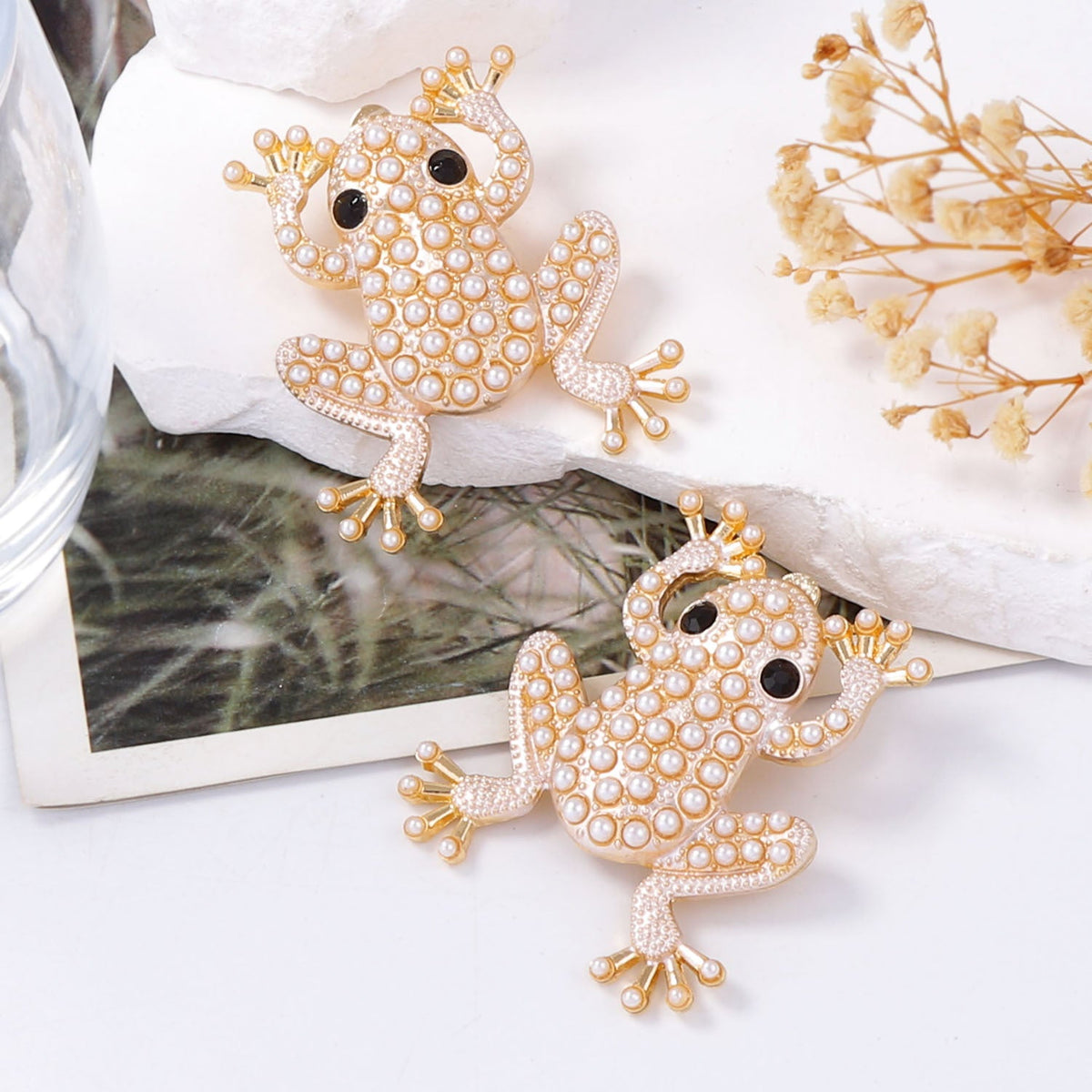 Beautiful Pearl Earring with Unique Style