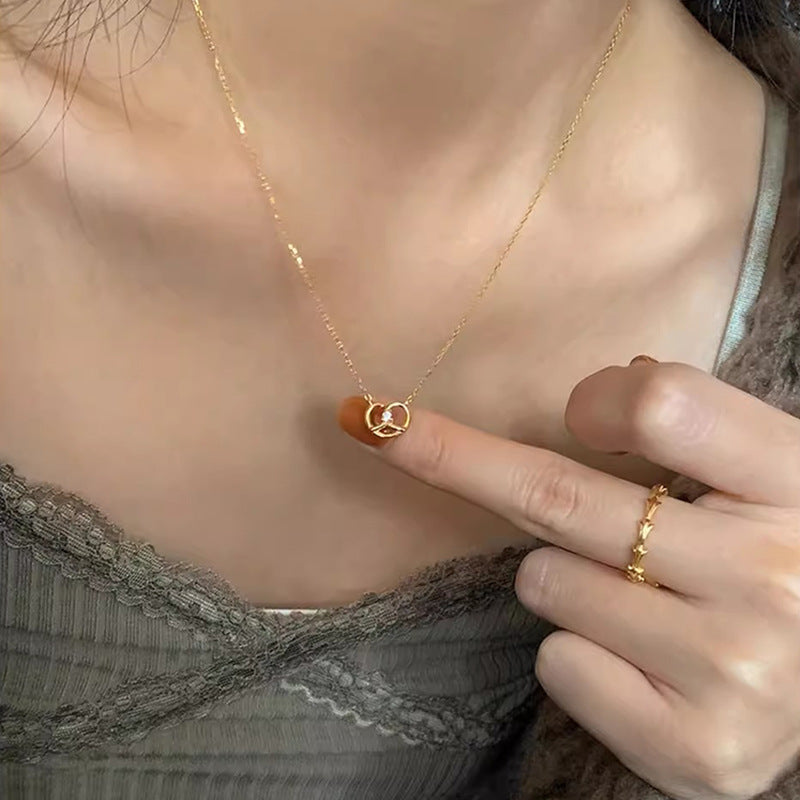 Romantic Necklace for Special Moments