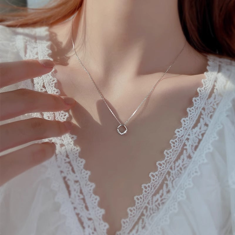 Romantic Necklace for Special Moments