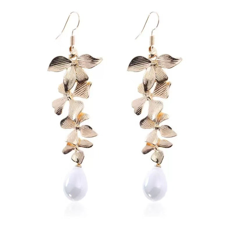 Charming Pearl Earring for Any Occasion