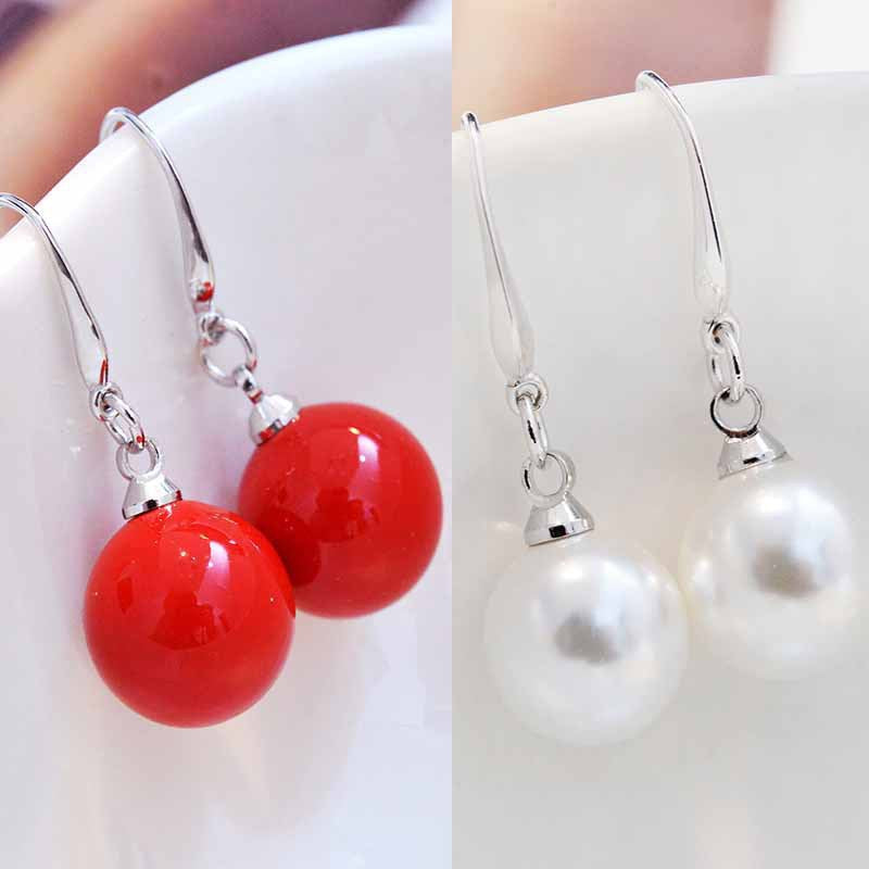 Delicate Artisan Pearl Earring