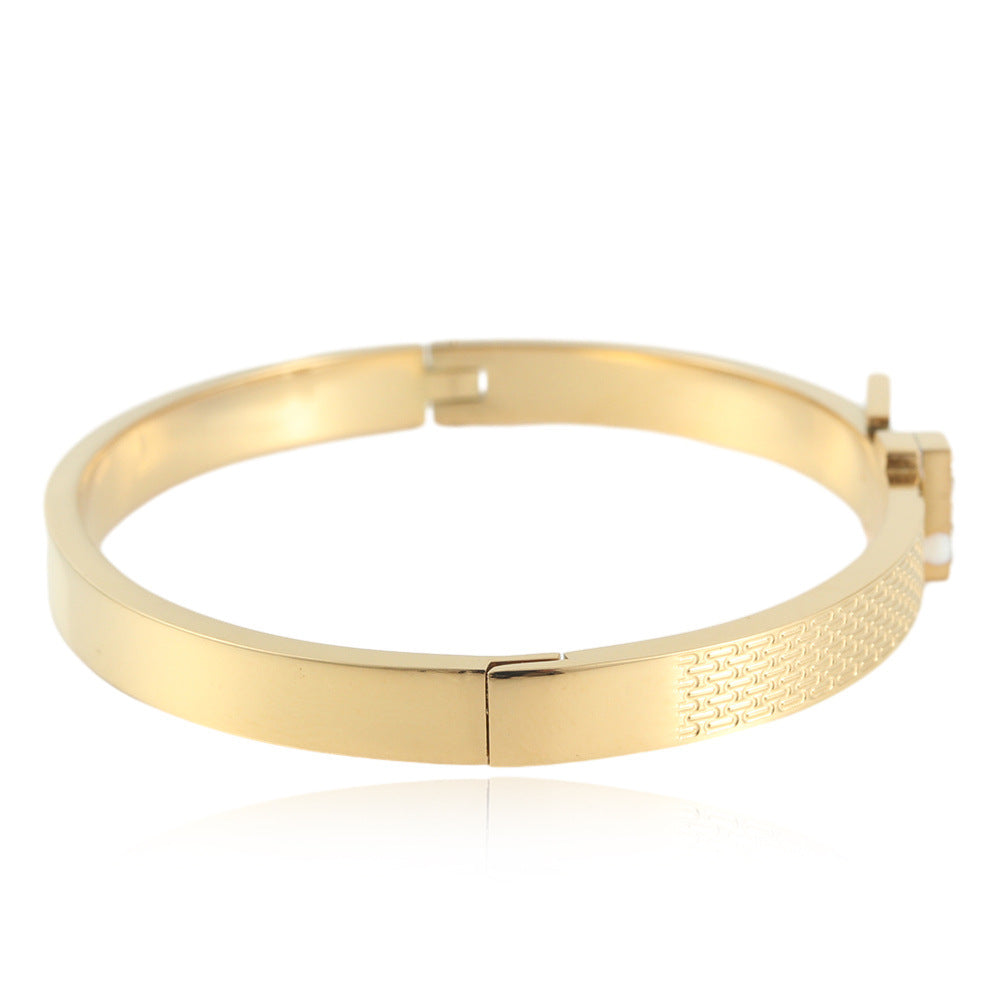 Classic Bracelet with Timeless Appeal