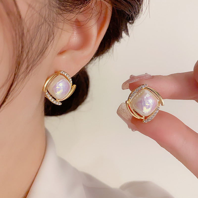 Delicate Artisan Pearl Earring