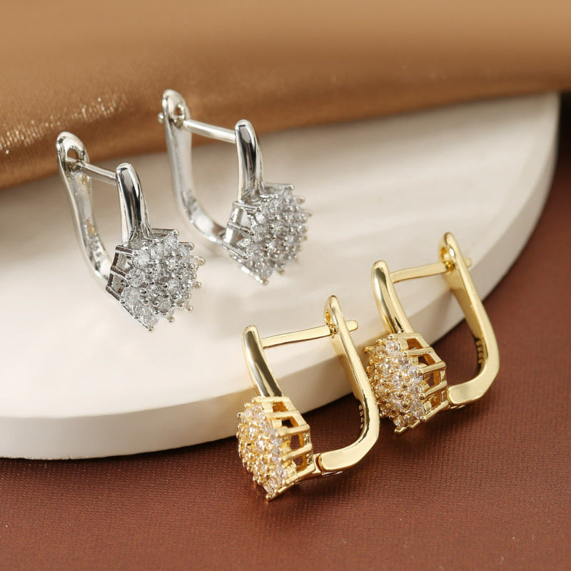 Elegant Earring for Every Occasion