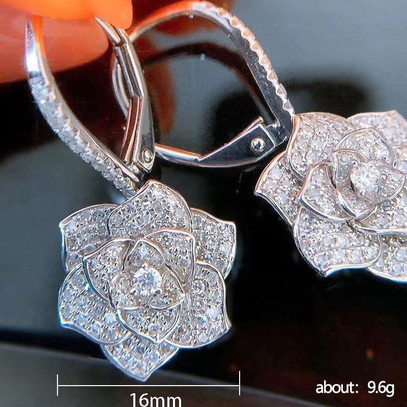 Classic Earring with Timeless Appeal
