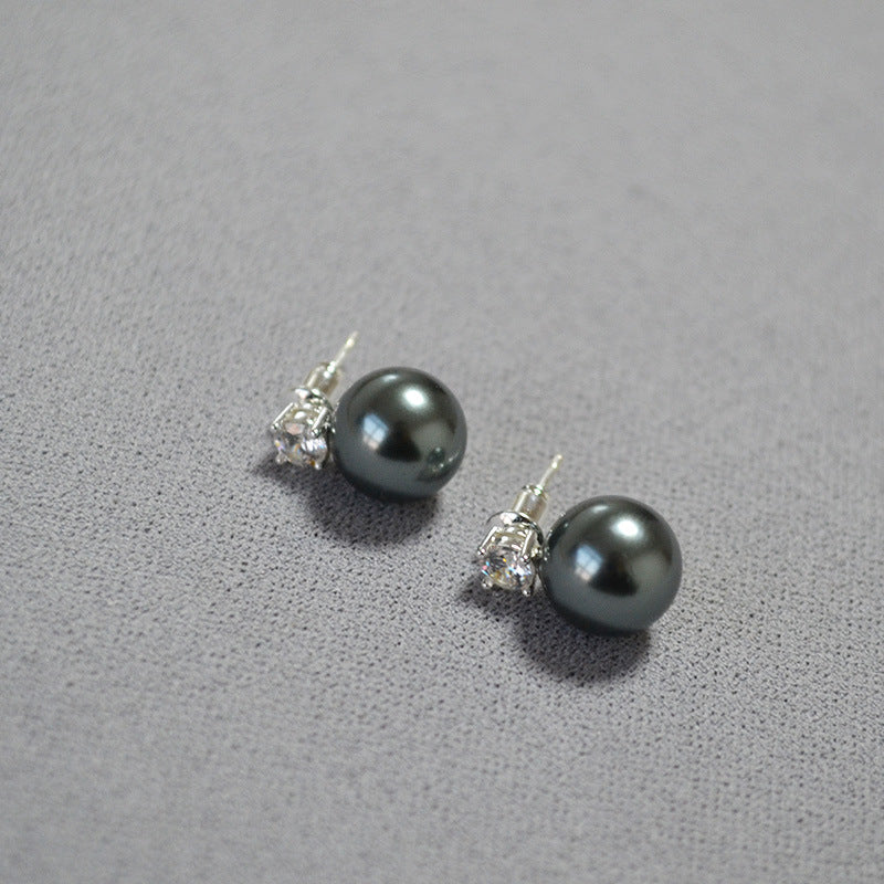 Romantic Silver Earring for Special Moments