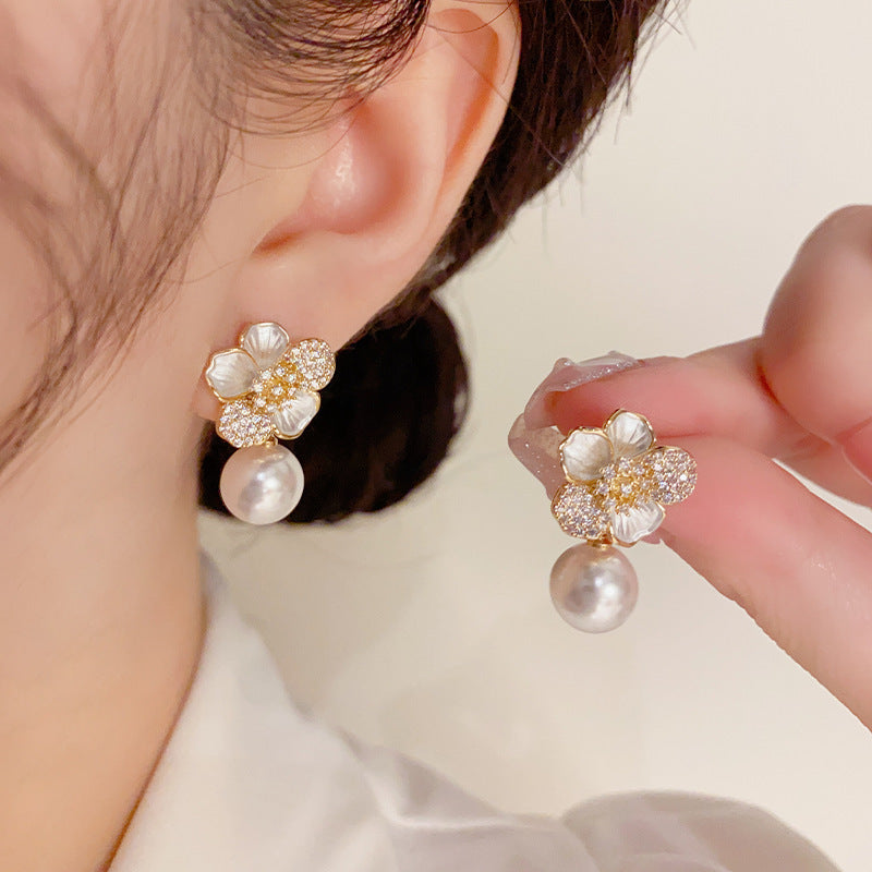 Stunning Silver Earring for Daily Wear