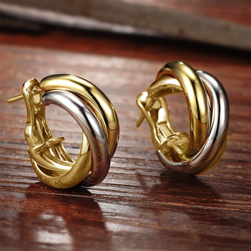 Classic Earring with Timeless Appeal