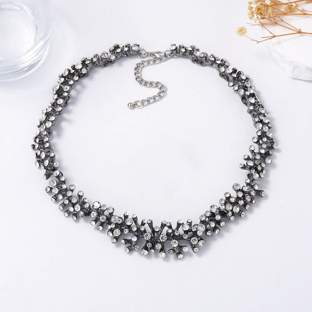 Charming Piece for Any Occasion