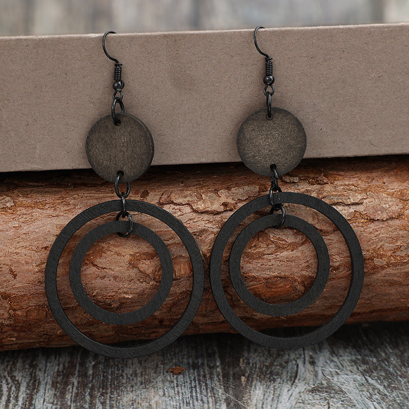 Charming Earring for Any Occasion