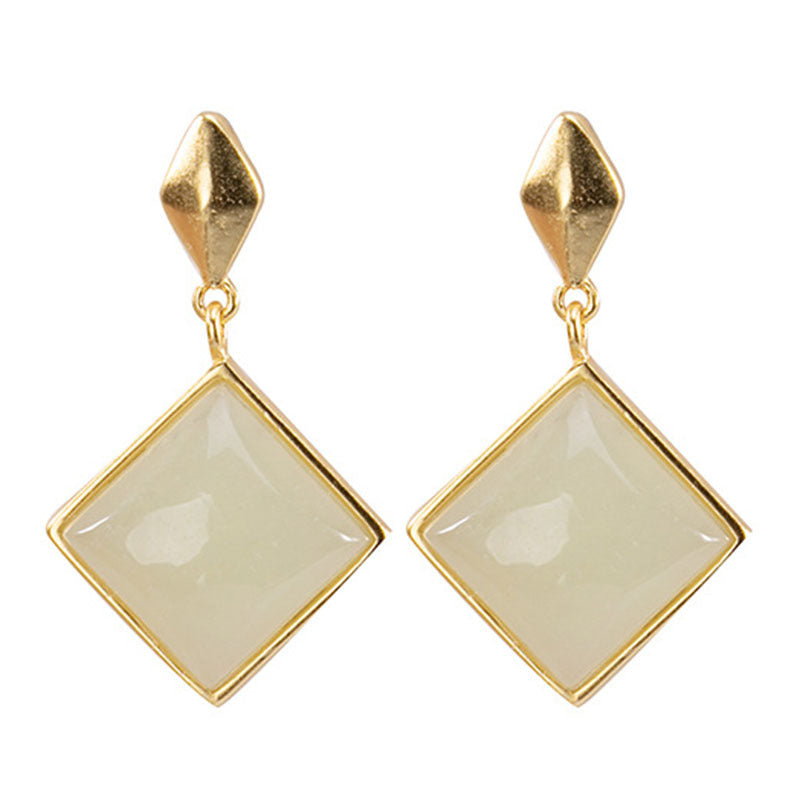 Stunning Gold Earring for Daily Wear