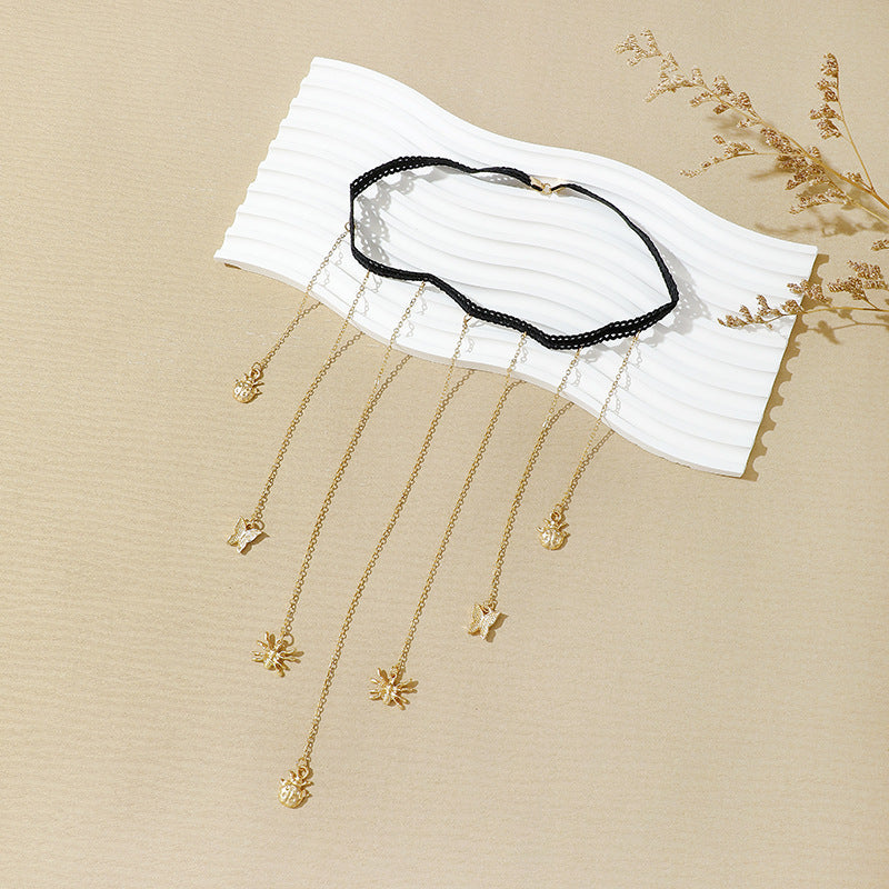 Classic Pendant with Timeless Appeal