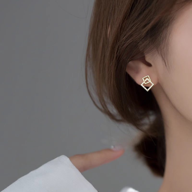 Classic Earring with Timeless Appeal