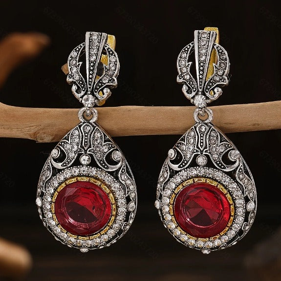Vintage Handmade Earring