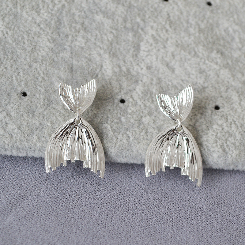 Vintage Handmade Gold Earring