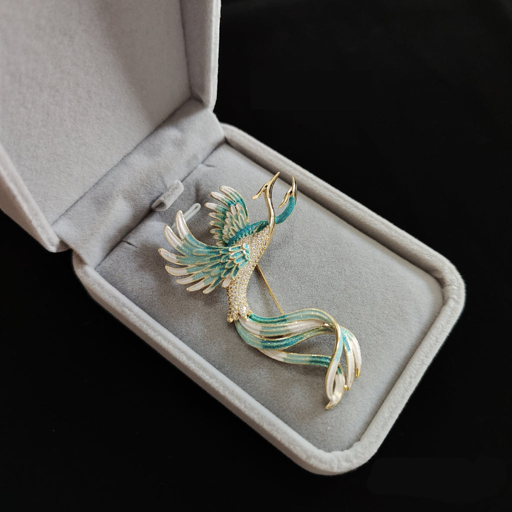 Charming Piece for Any Occasion