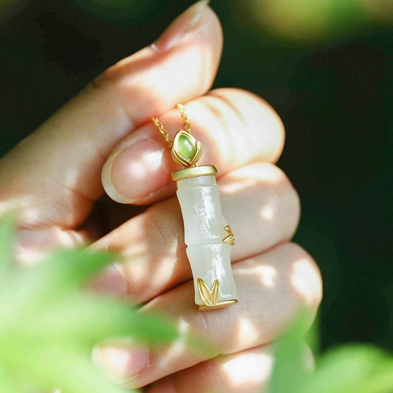 Charming Silver Necklace for Any Occasion