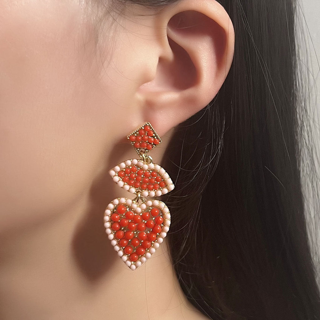 Charming Earring for Any Occasion