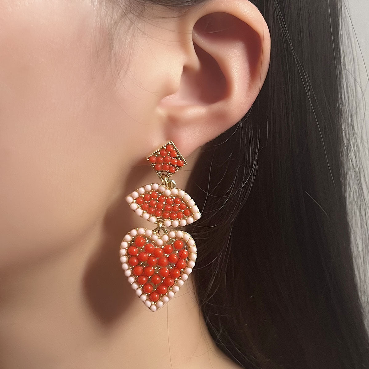 Charming Earring for Any Occasion