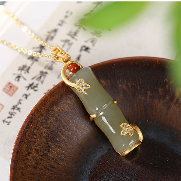 Elegant Silver Necklace for Every Occasion