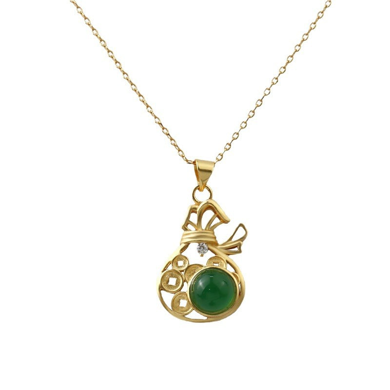 Charming Gold Necklace for Any Occasion