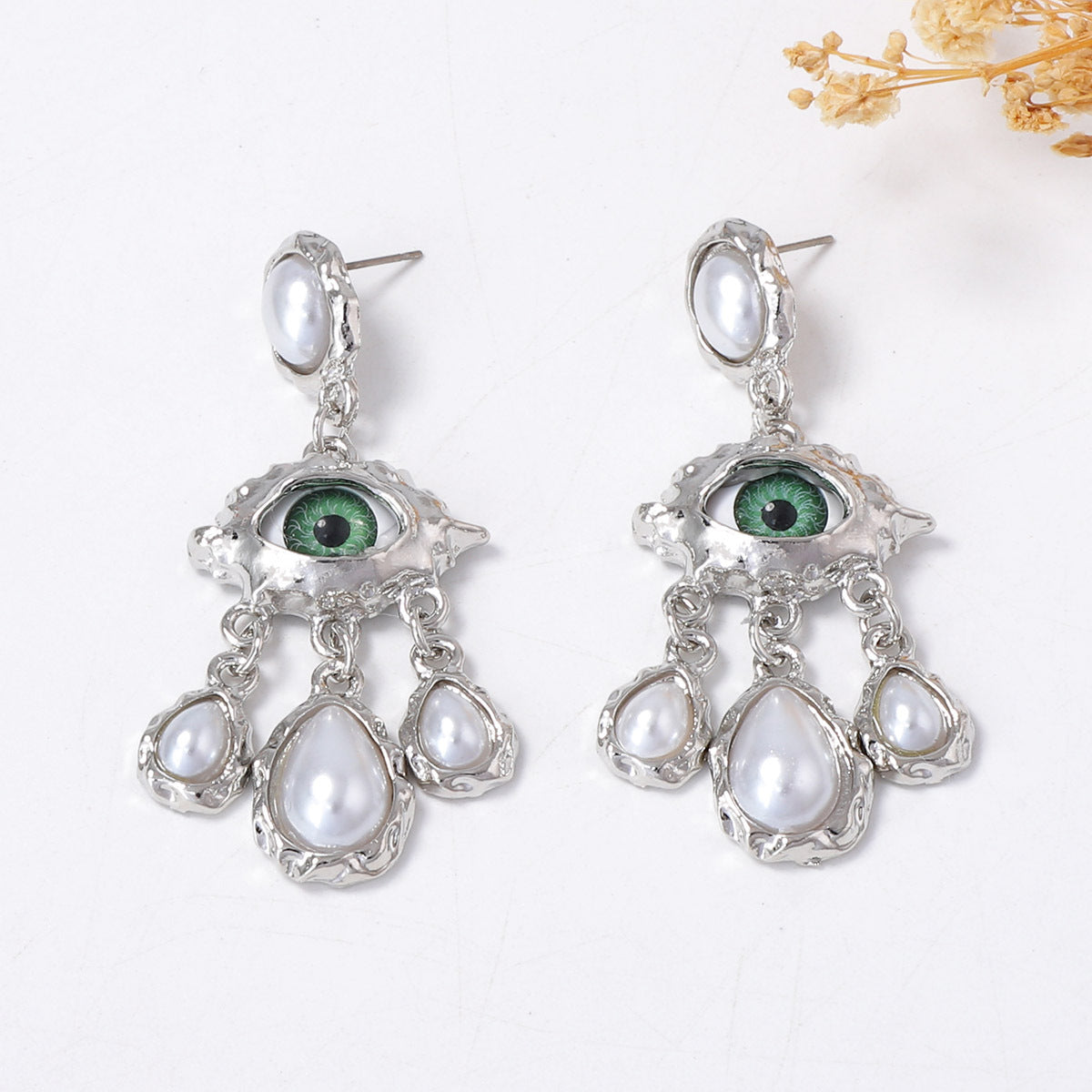 Beautiful Piece with Unique Style
