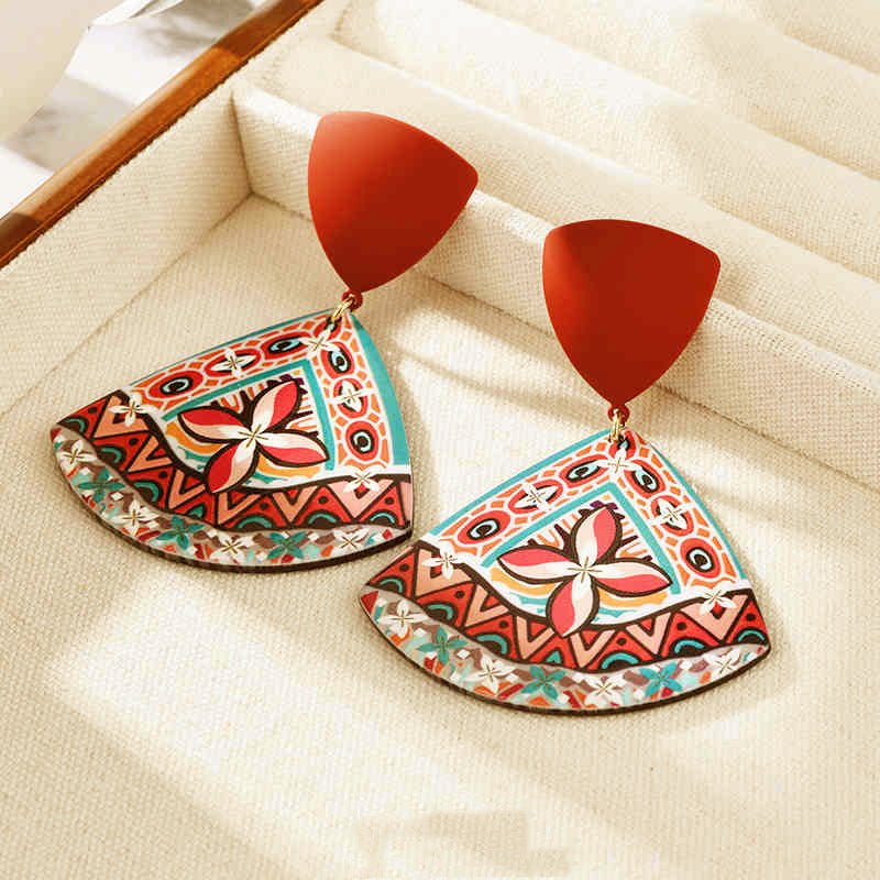 Elegant Earring for Every Occasion
