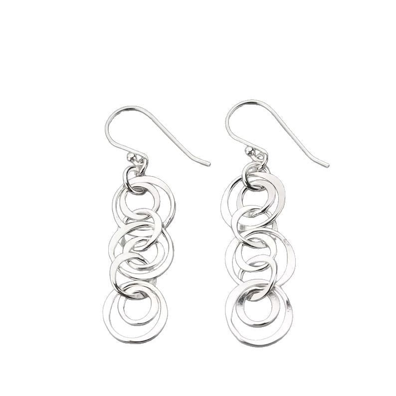 Charming Earring for Any Occasion