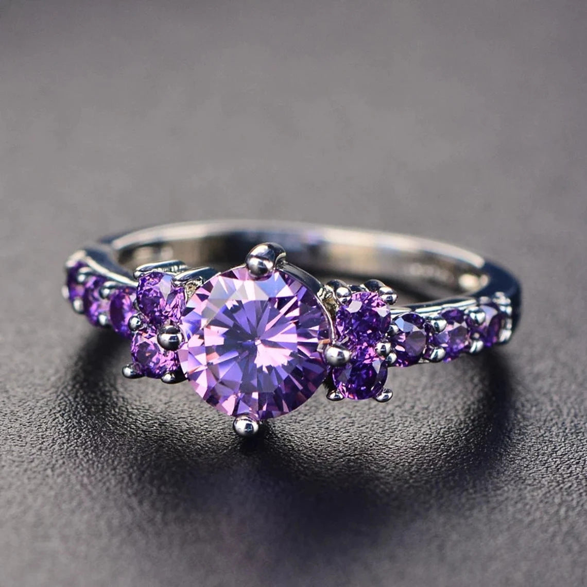 Beautiful Ring with Unique Style