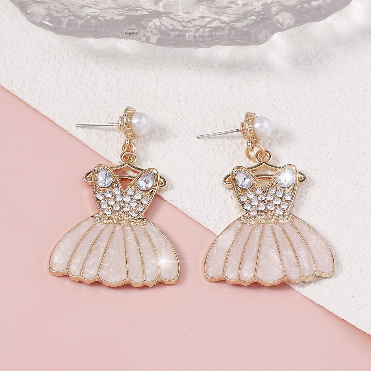 Romantic Pearl Earring for Special Moments