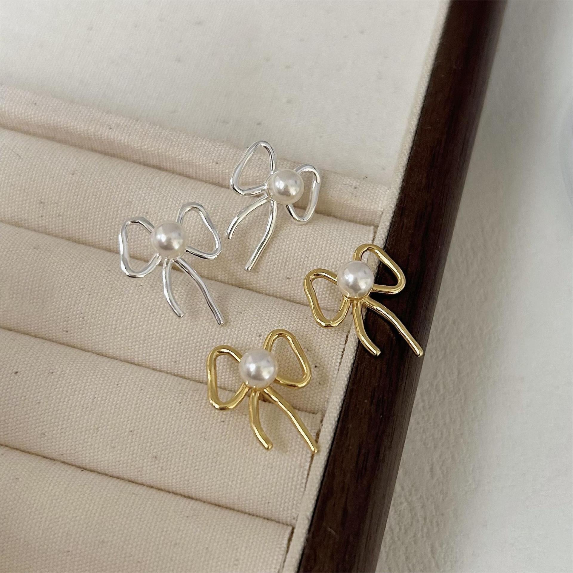 Romantic Pearl Earring for Special Moments