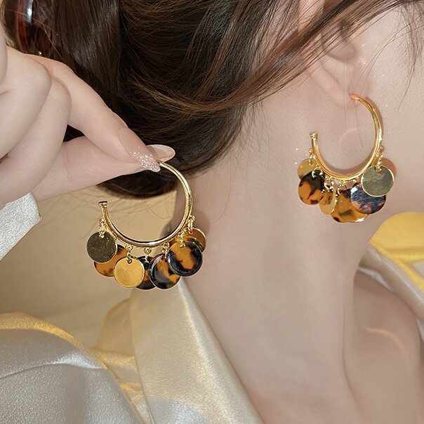 Beautiful Earring with Unique Style