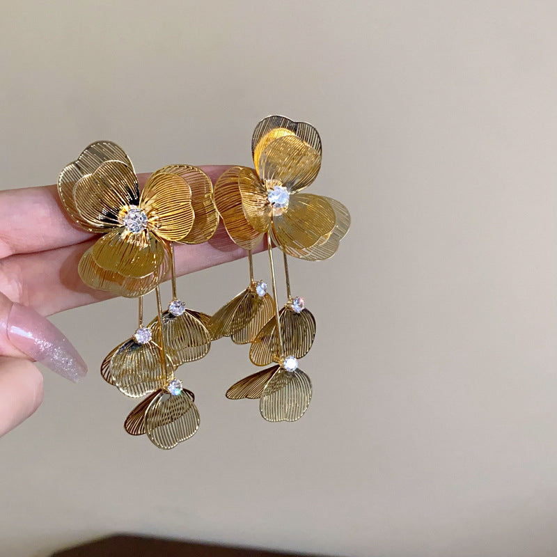 Beautiful Earring with Unique Style