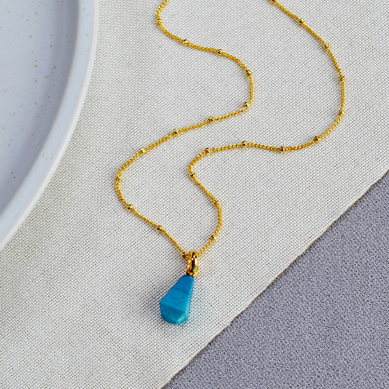 Classic Gold Necklace with Timeless Appeal