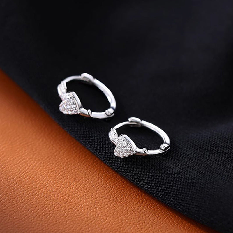 Classic Earring with Timeless Appeal