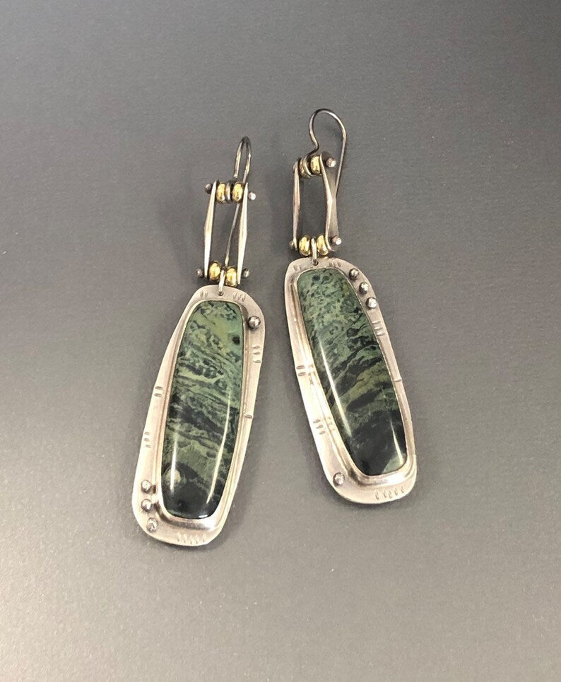 Charming Earring for Any Occasion