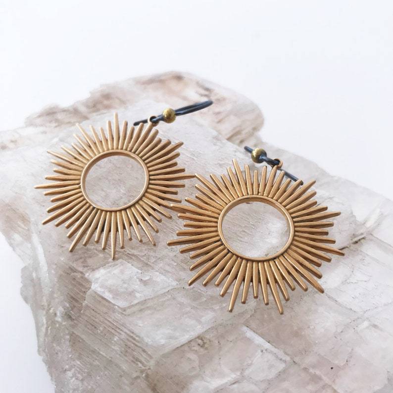 Romantic Earring for Special Moments