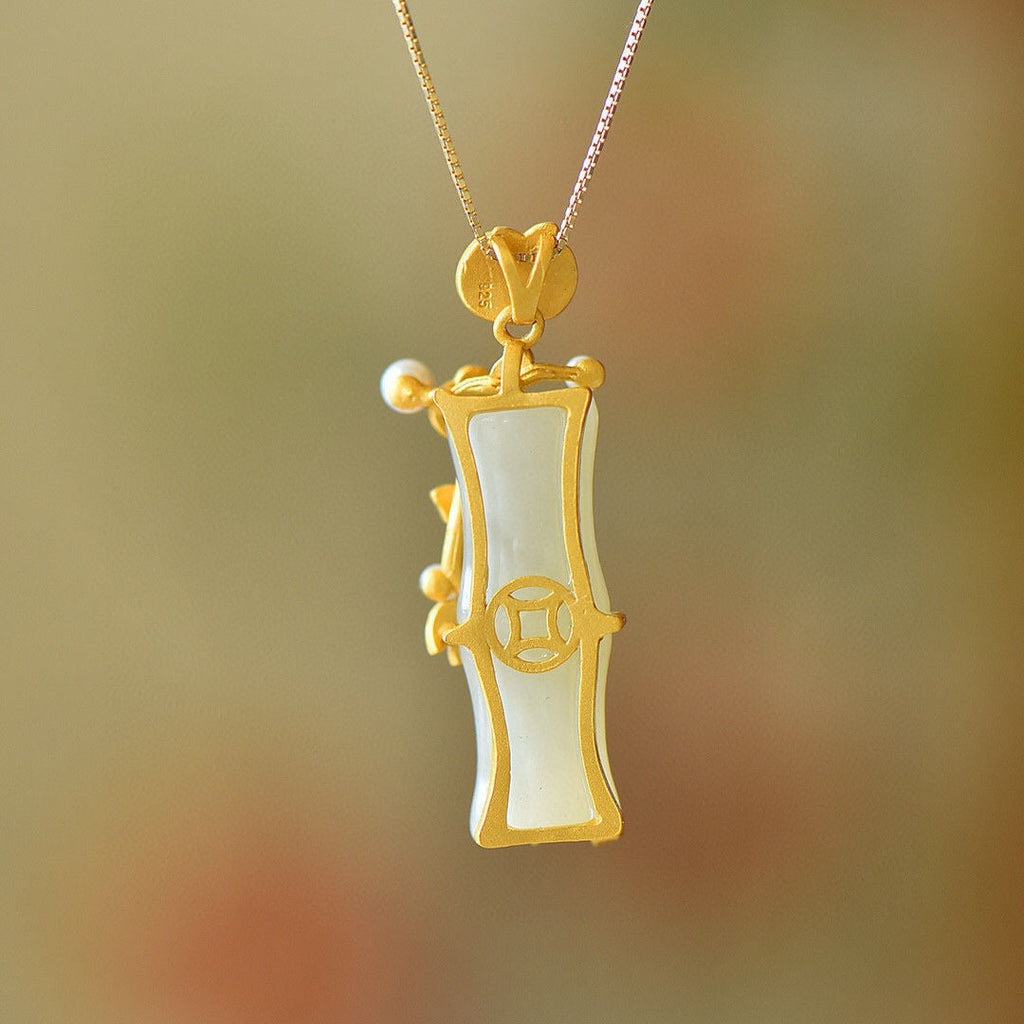 Stunning Silver Necklace for Daily Wear