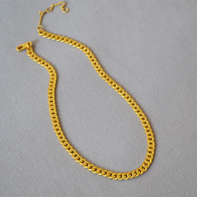 Beautiful Gold Necklace with Unique Style