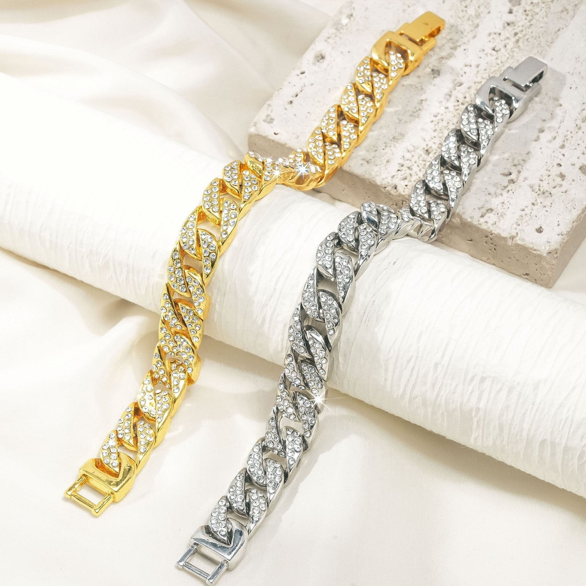 Classic Bracelet with Timeless Appeal