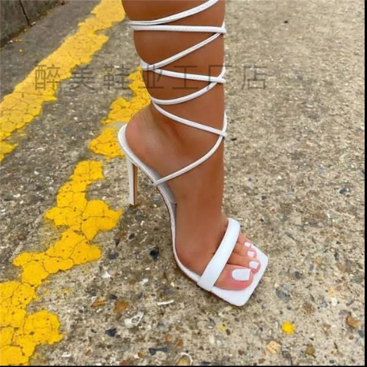 Graceful Orthopedic Sandals for Modern Look