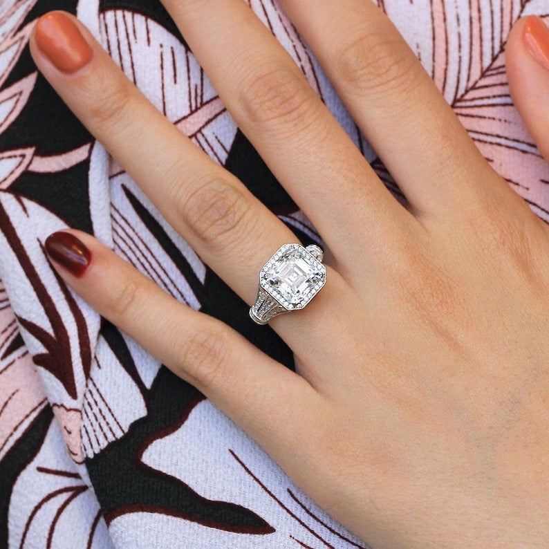 Classic Ring with Timeless Appeal