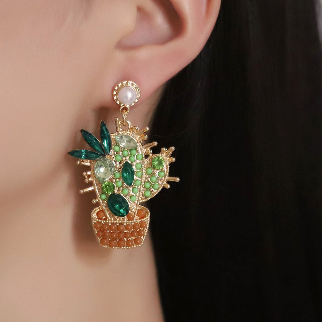 Stunning Pearl Earring for Daily Wear