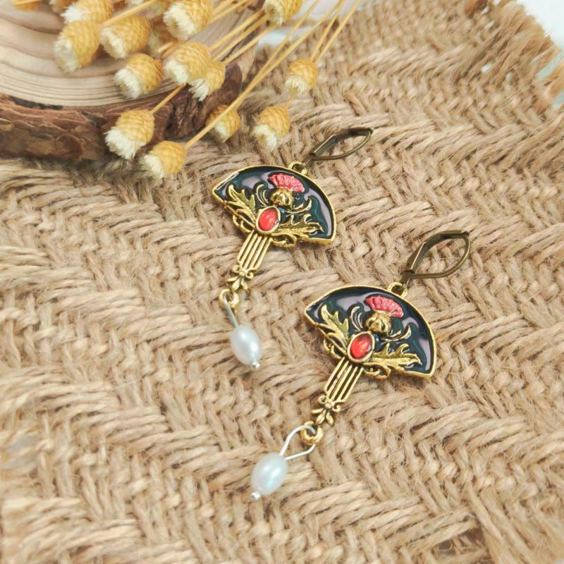 Charming Pearl Earring for Any Occasion