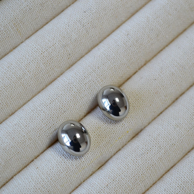 Vintage Handmade Gold Earring