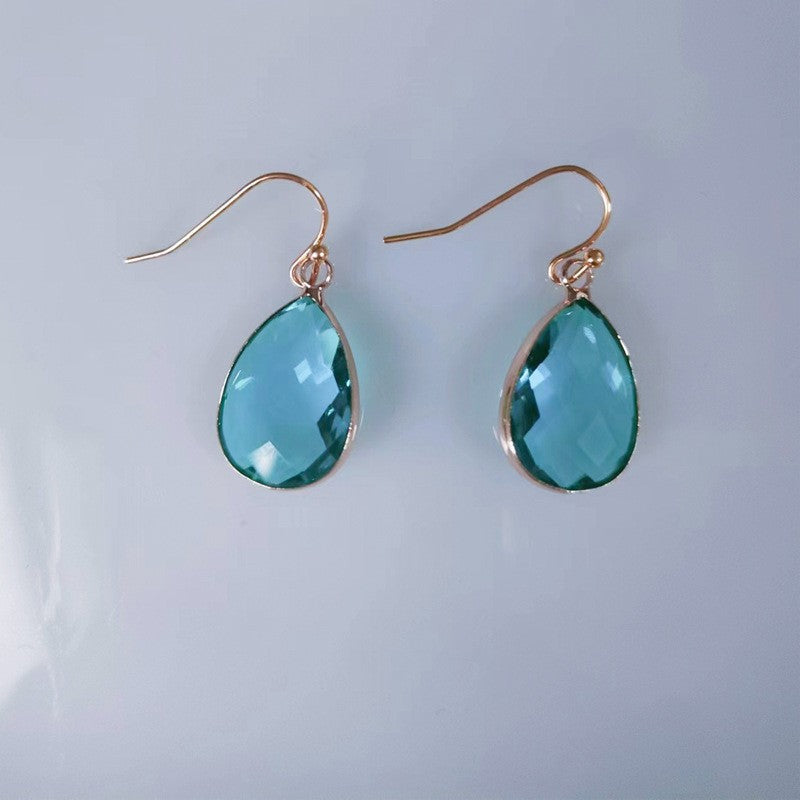 Charming Earring for Any Occasion